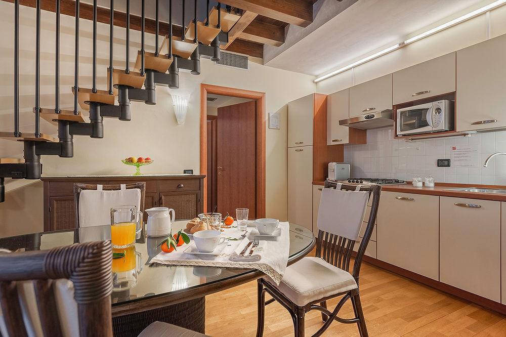 Palazzo Brando - Living Apartments Treviso Exterior foto