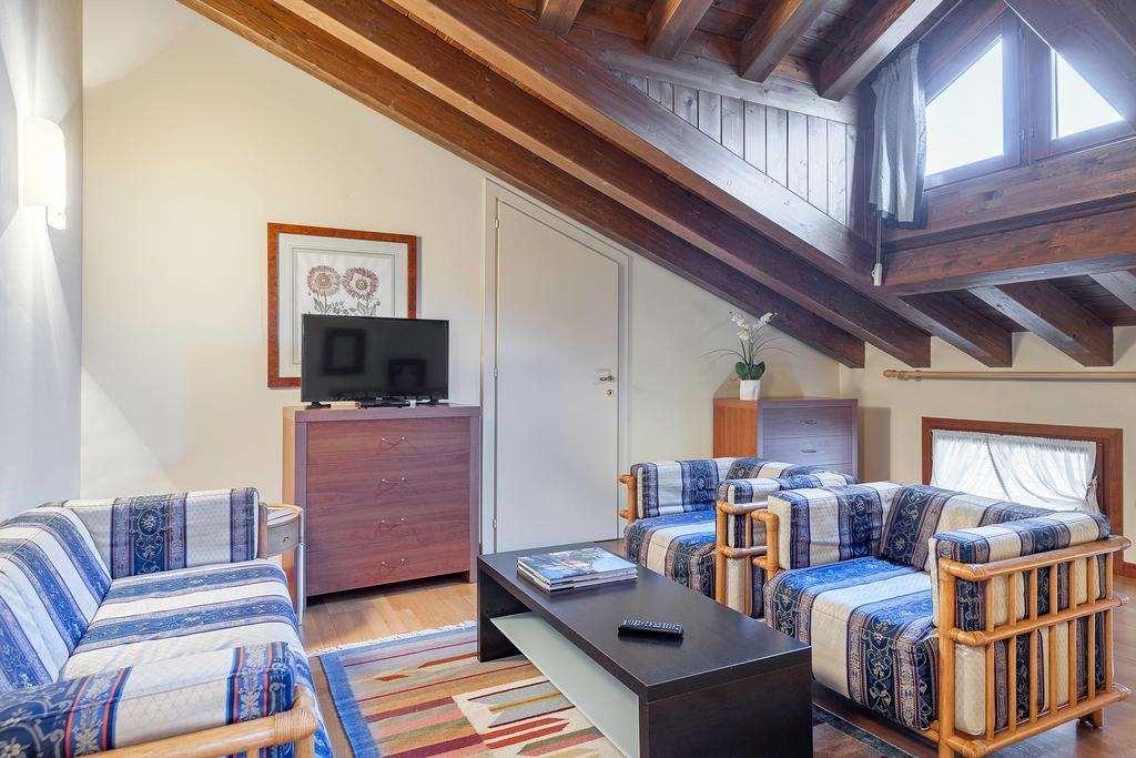 Palazzo Brando - Living Apartments Treviso Zimmer foto